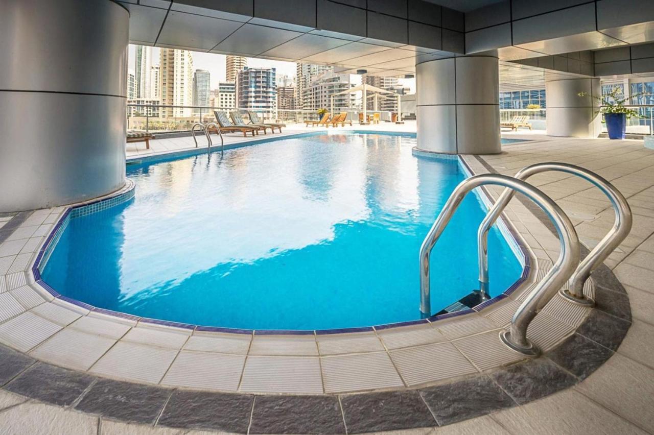 Marina & Jbr Views *